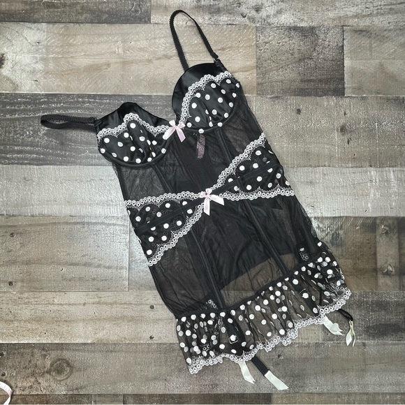 NWOT Victoria’s Secret Merry Widow Corset size 34B - Picture 11 of 13